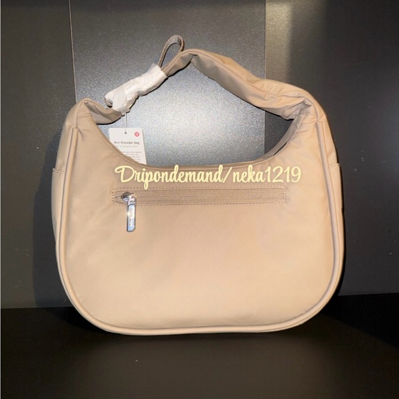 Lululemon City Essentials Shoulder Bag 4L- Fawn Brown - Picture 4 of 12